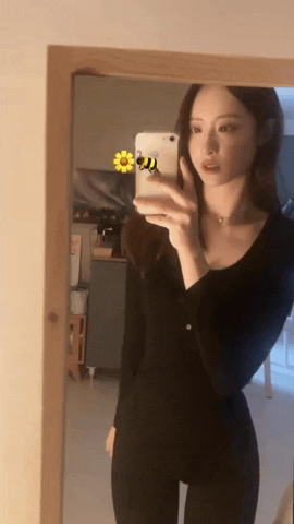 超高颜值女神级母狗多P淫乱福利-2.gif